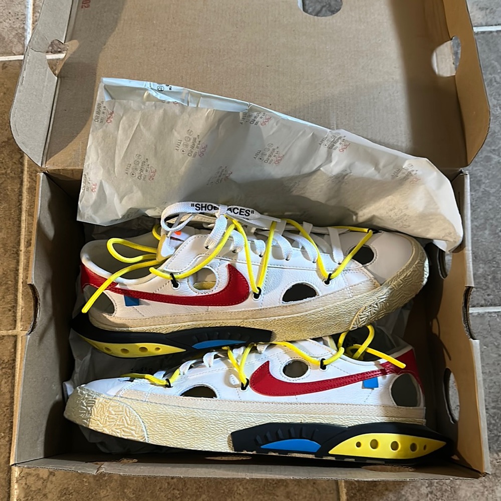 Off-white blazers slightly used but still in great condition 100% authentic